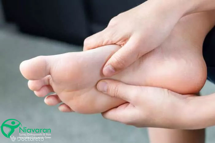 علائم درد کف پا